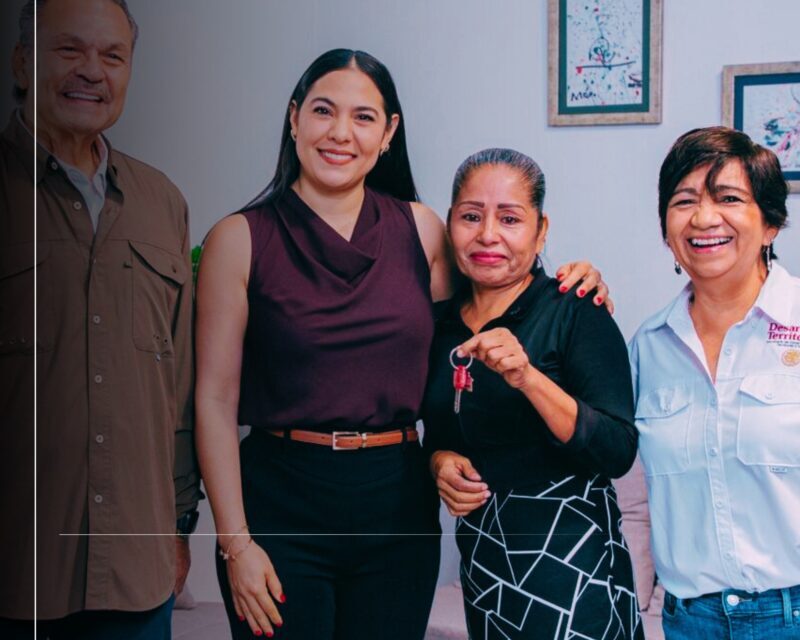 Indira Vizcaíno y titulares de Sedatu e Infonavit entregan primeras 116 Viviendas para el Bienestar en Colima