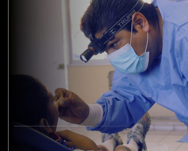 Salud Colima brinda atención gratuita en sus unidades para prevenir gingivitis y enfermedad periodontal