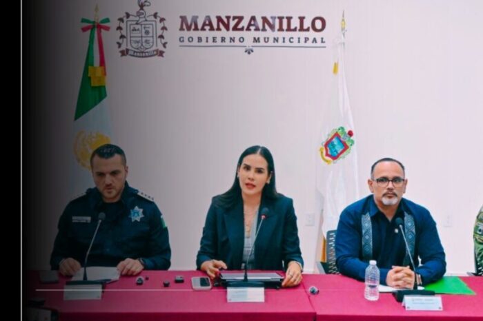 FGE detiene a 8 elementos de la Policía Municipal de Manzanillo por presuntos vínculos con la delincuencia organizada