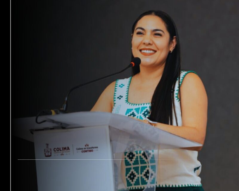 Indira Vizcaíno entregó cartas de autorización de apoyo por 9 mdp a productores del agro colimense