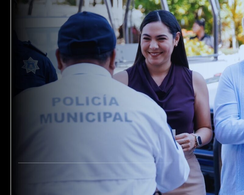 Indira Vizcaíno entregó patrullas, uniformes y equipamiento al Ayuntamiento de Colima; se invirtieron más de 4.5 mdp