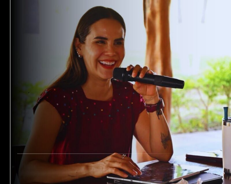 Rosi Bayardo se reúne con sector empresarial tecomense; les agradece la confianza en la 4T