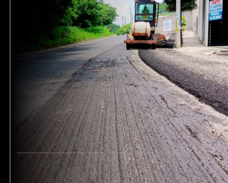 Gobierno de Indira Vizcaíno inicia rehabilitación de avenida Lapislázuli en Villa de Álvarez