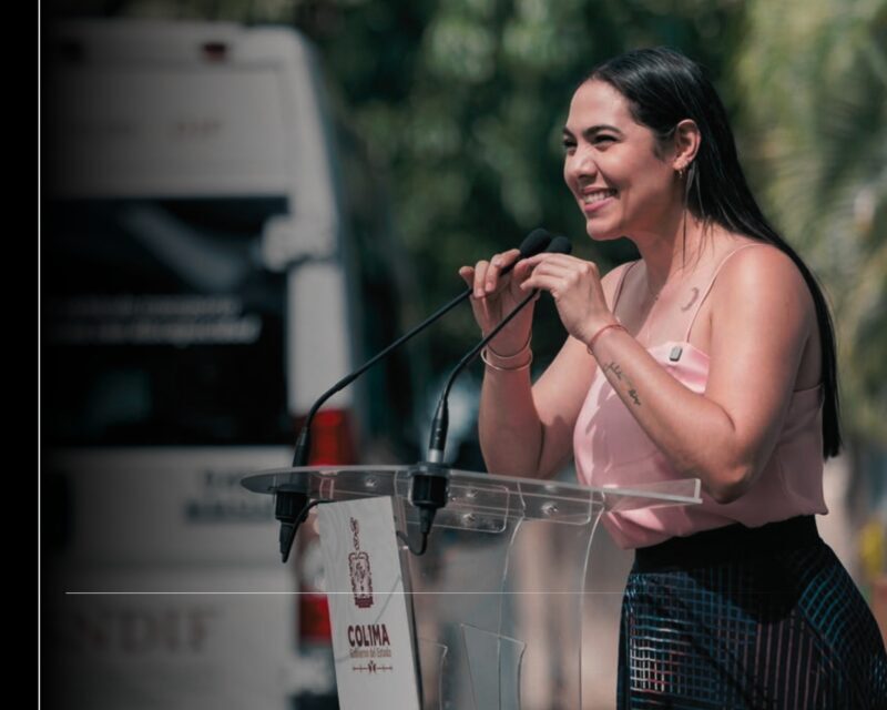 Indira Vizcaíno entregó dos vehículos nuevos al CREE; tenían 20 años sin recibir alguna unidad adaptada