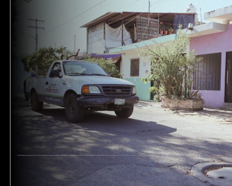Salud Colima fumiga en cinco municipios y refuerza acciones en zonas afectadas por el huracán ‘Simón’